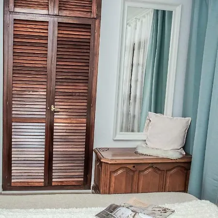 Apartment Spectacular Renovated Apartment, 5 Min To Camison Beach, With Aircon *