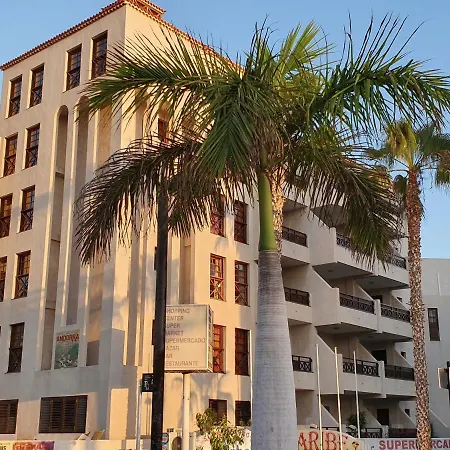 Spectacular Renovated Apartment, 5 Min To Camison Beach, With Aircon 아파트