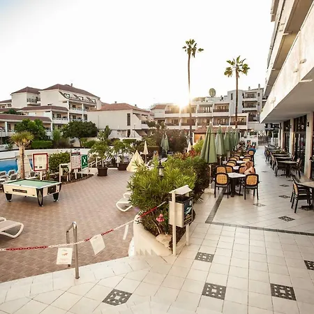 Spectacular Renovated Apartment, 5 Min To Camison Beach, With Aircon *